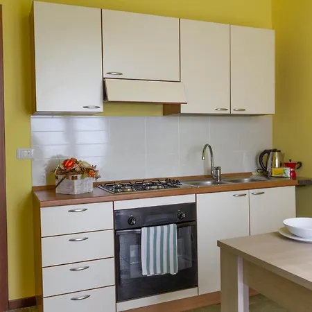 La Pineta - Le Casette Di Osvaldo Apartamento Lecco